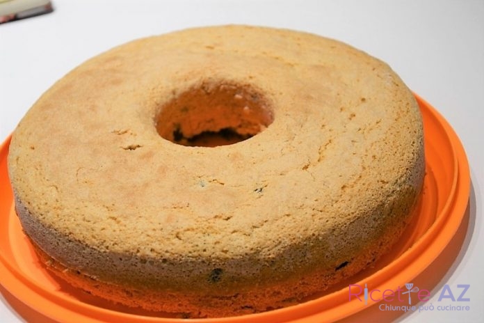 ciambellone con gocce di cioccolata