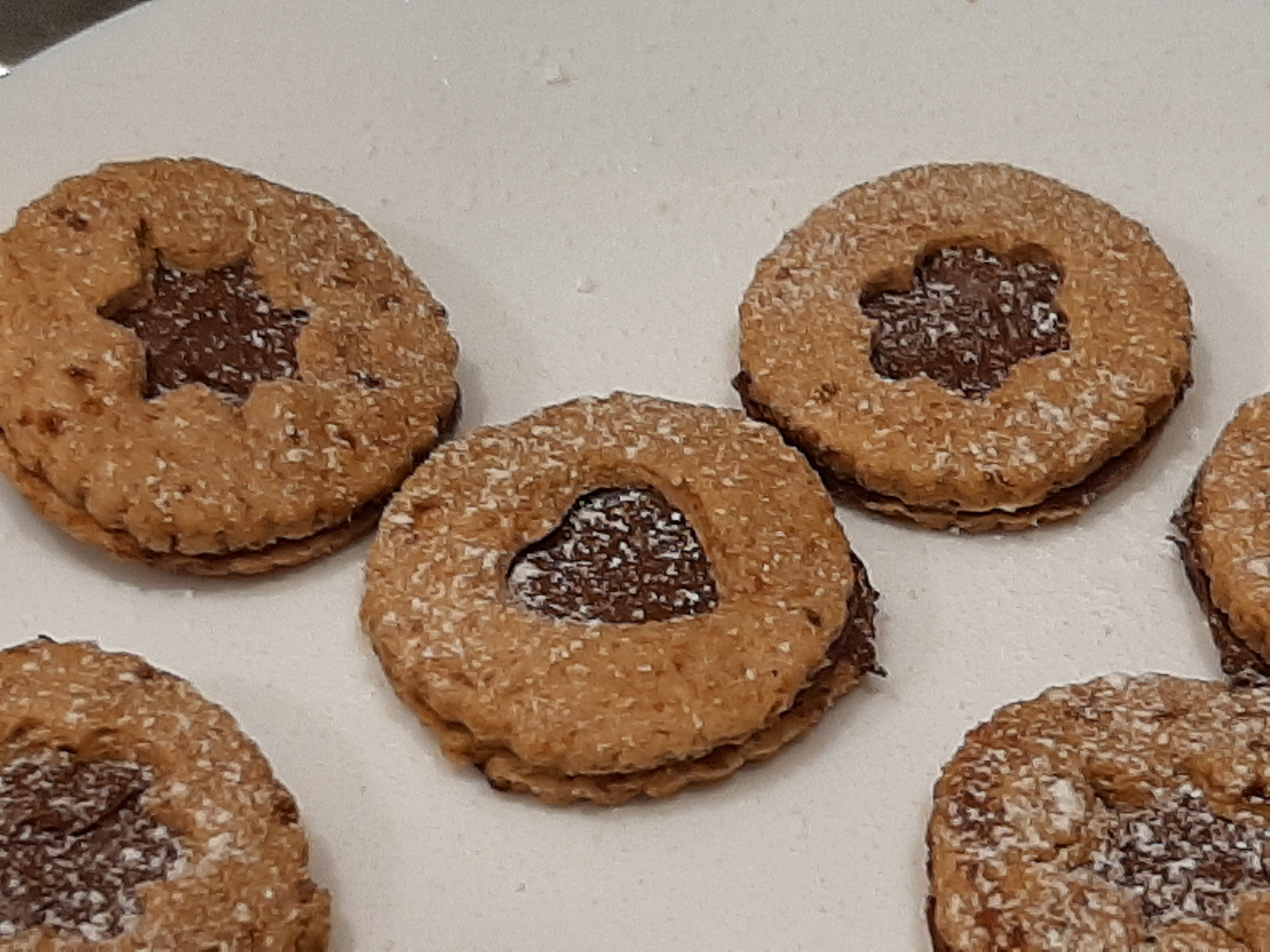 Biscotti con pasta frolla al cacao